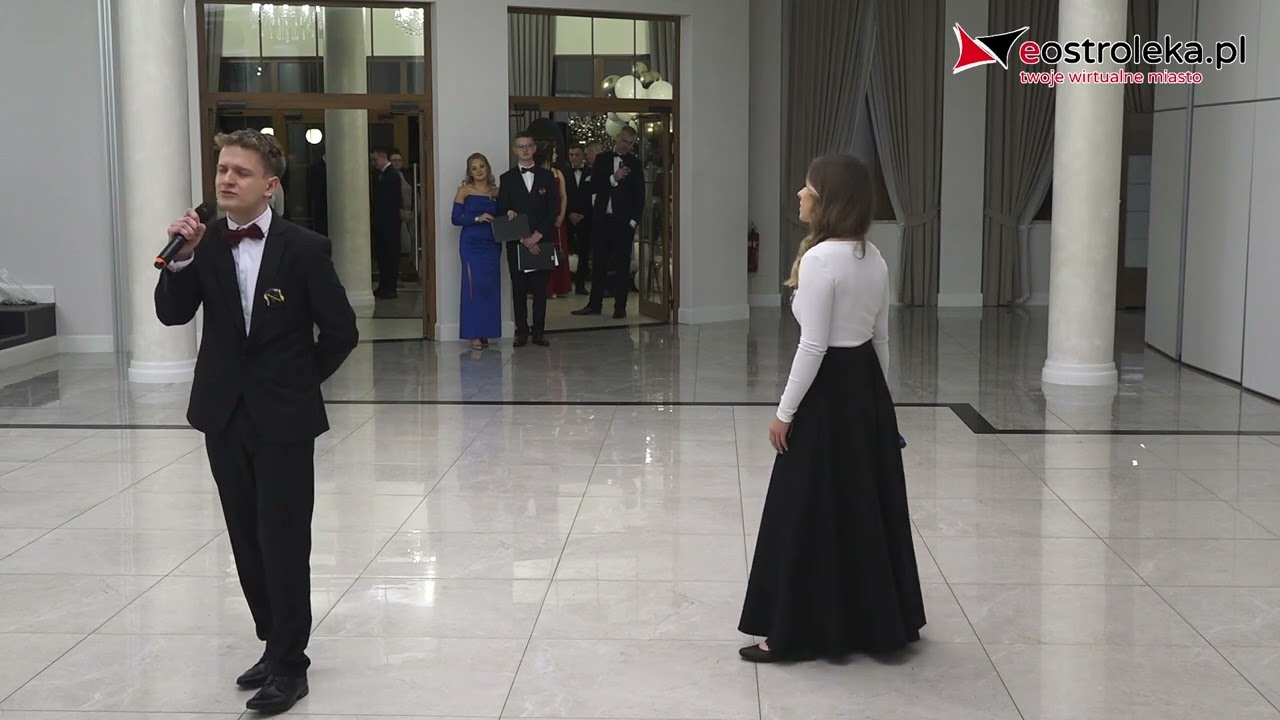 Studniówka w ZSZ nr 4 w Ostrołęce - część artystyczna