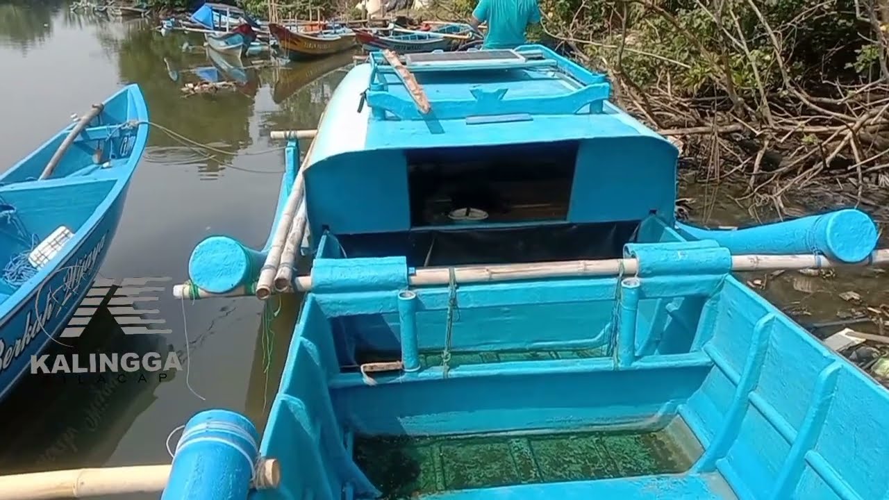 DI JUAL PRAHU FIBER BESAR PANJANG 13M LEBAR 2.30M TINGGI 1M