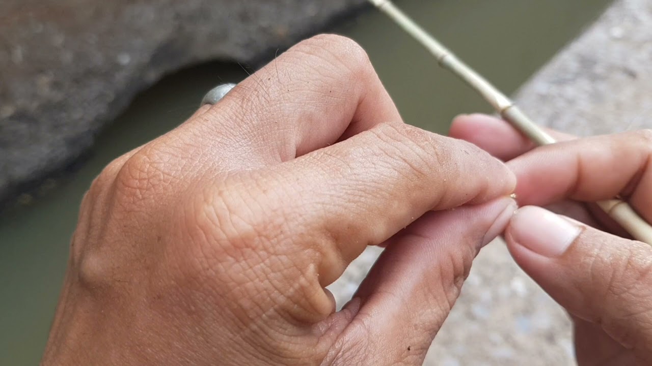 Micro fishing Tanago style with bamboo tiny rod