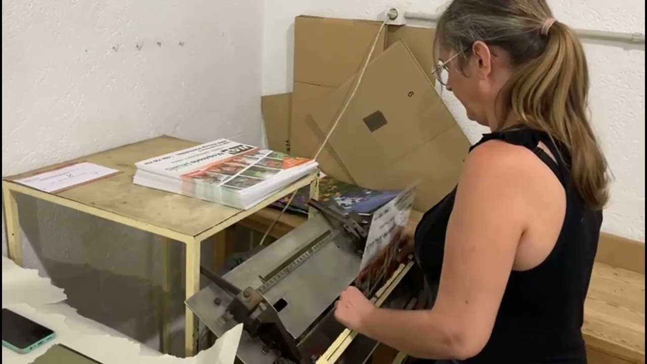 Servicio de Montaje de Calendarios de Pared | Manipulados MB-23