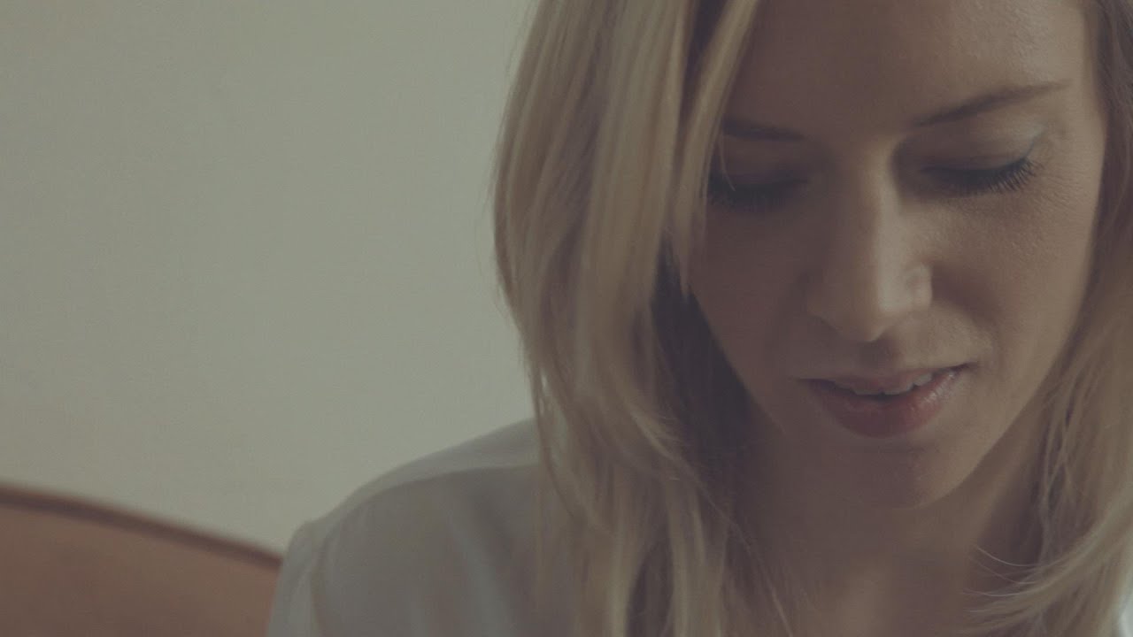 Fredrika Stahl - Tomorrow