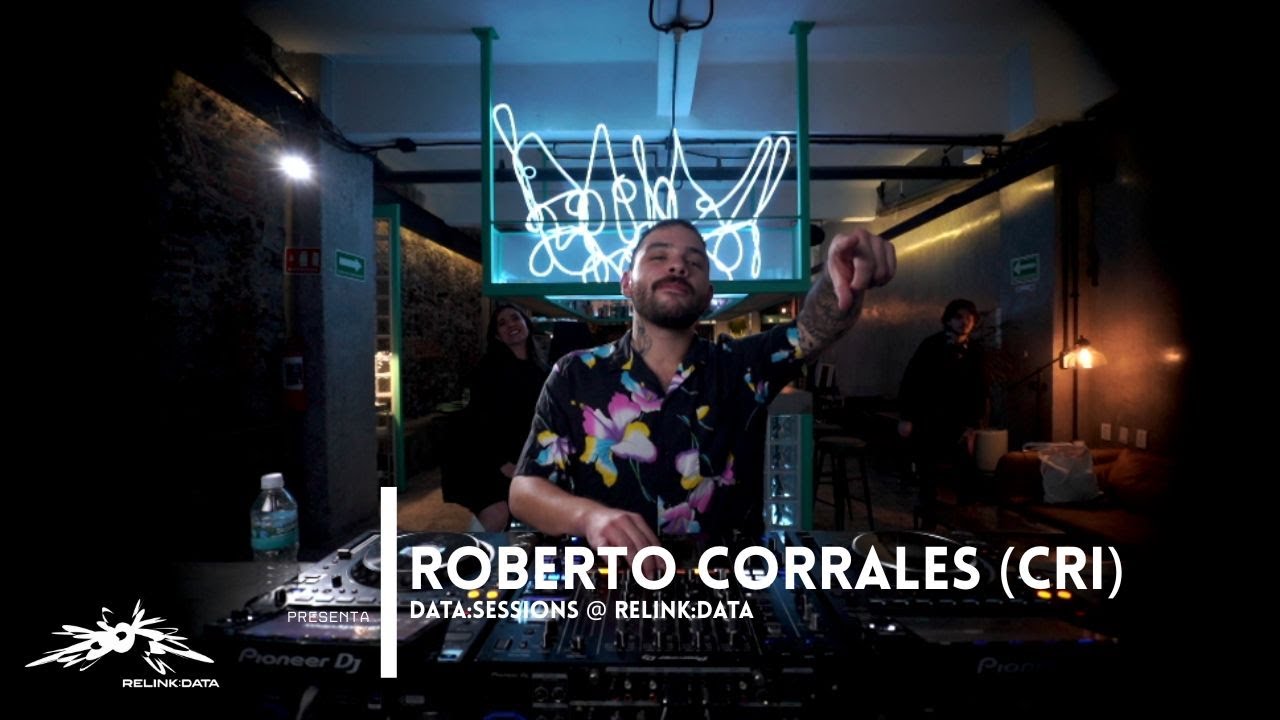 Data:Sessions | Roberto Corrales (CRI) |  2025