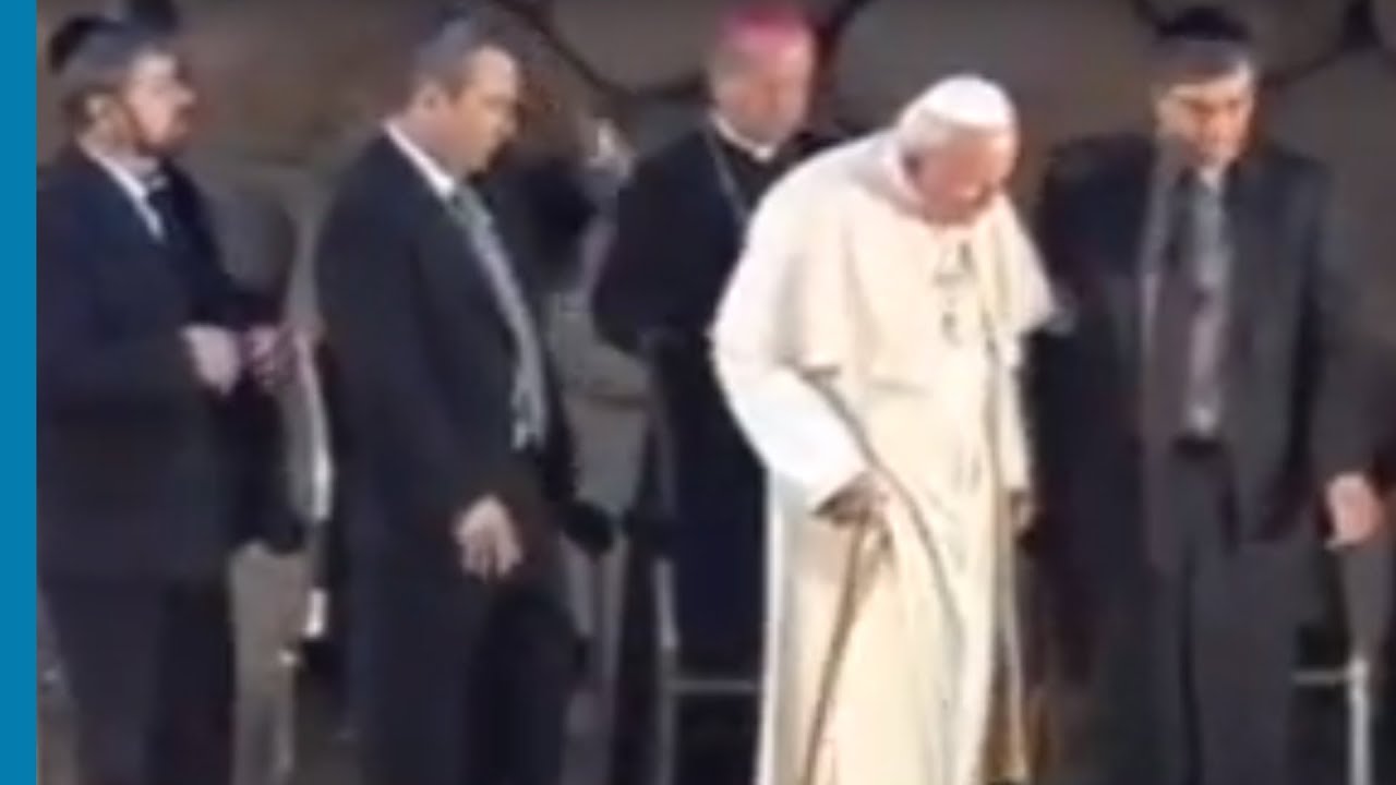 Pope John Paul II Meets Holocaust Survivors At Yad Vashem