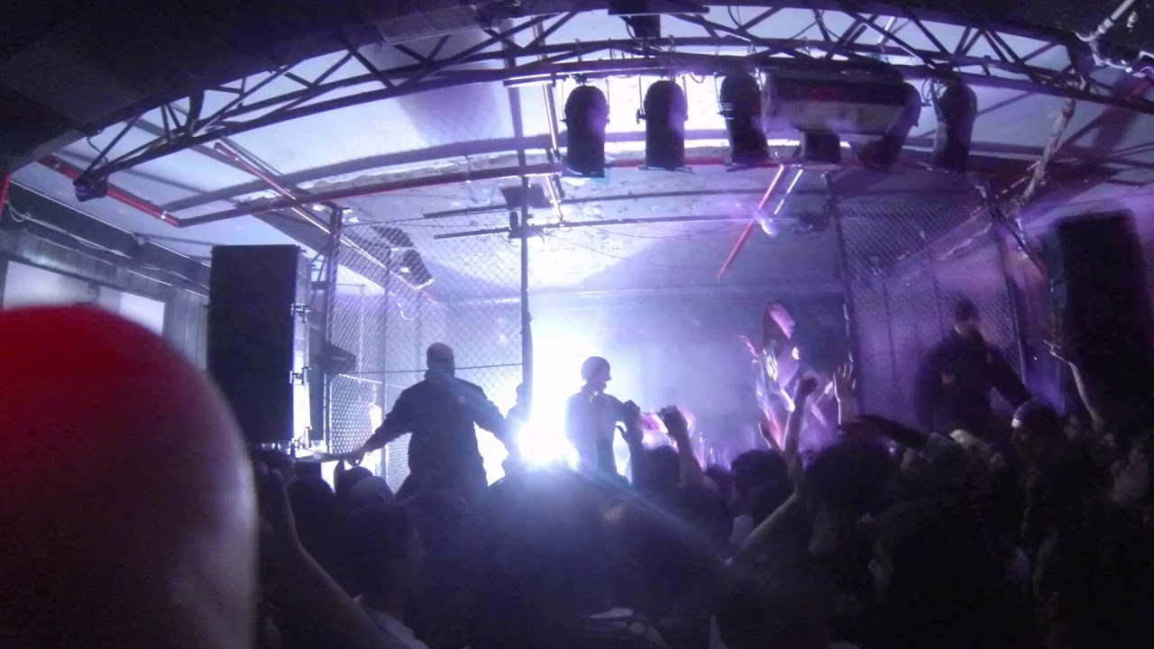 Pop X - Morti Dietro Live Bologna, Der Kindergarten 09/02
