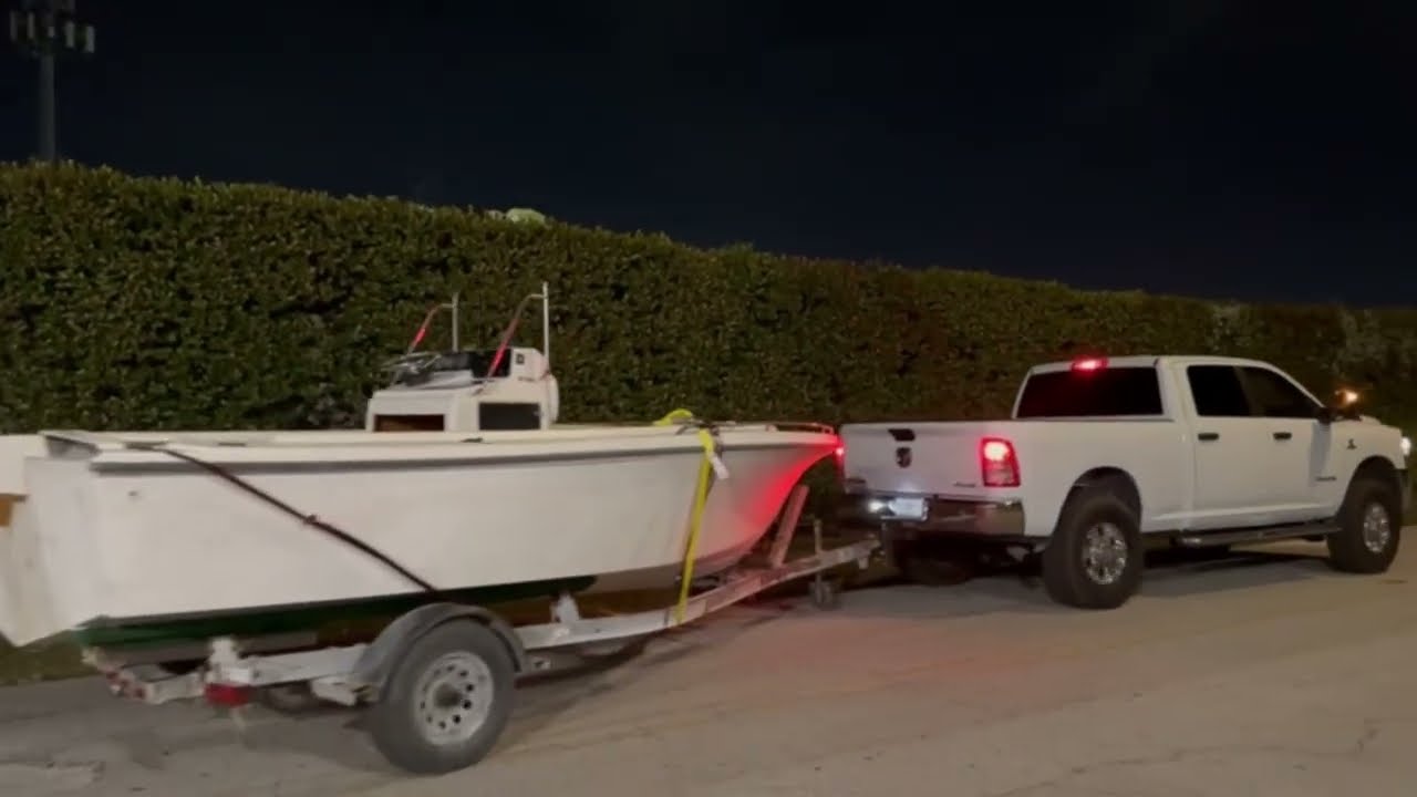 Першу нашу лодку в нас купили дуже молоді американці 🇺🇸🚤