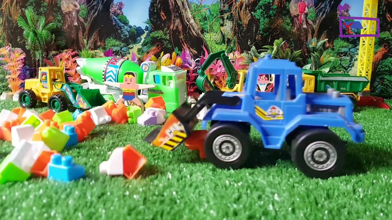 Bermain mobil-mobilan,mobil polisi,pemadam kebakaran,truk molen,truk oleng,truk pasir,excavator