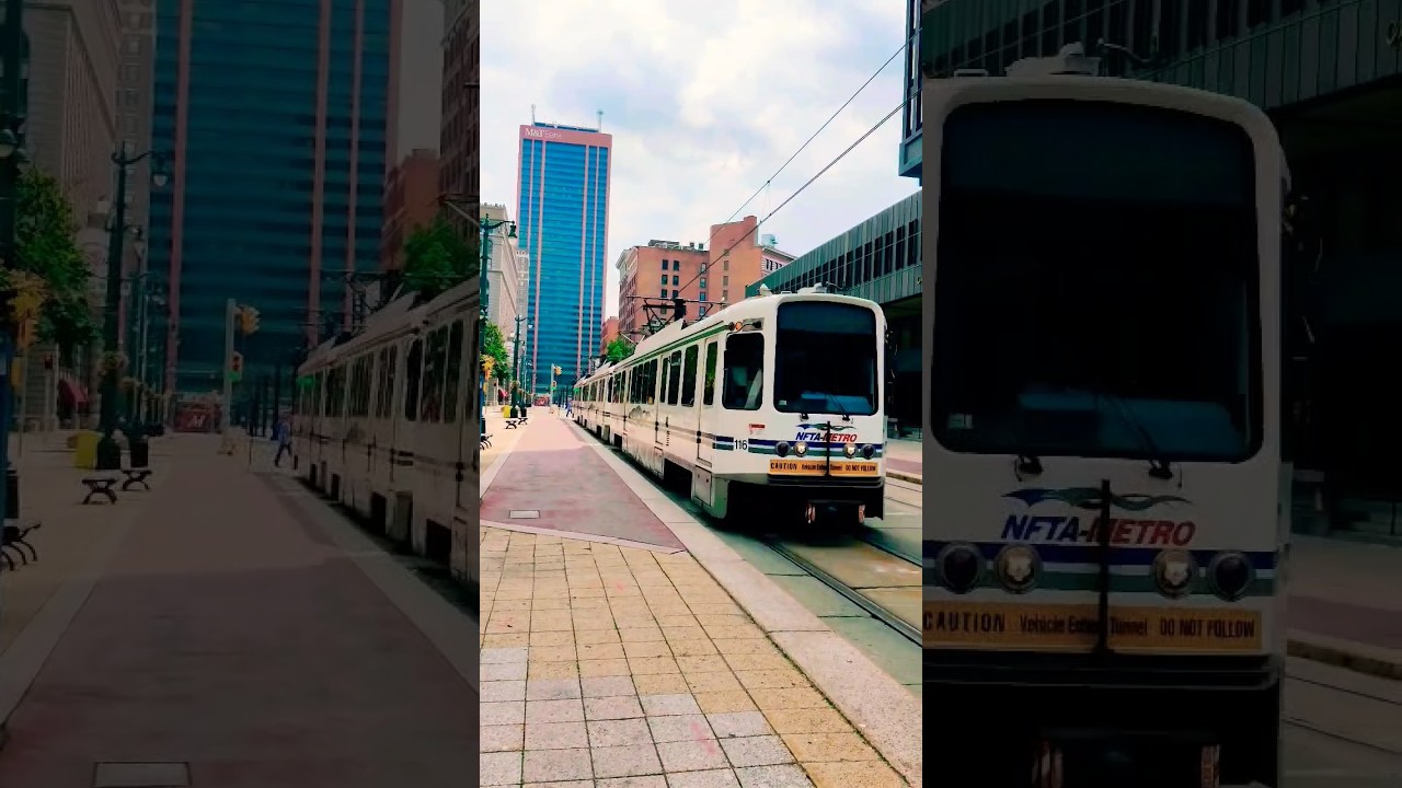 BUFFALO LIGHT RAIL TRAIN ARRIVING AT THE STATION &ndash; 🇺🇸 BUFFALO, NY, USA #shorts #train #subway