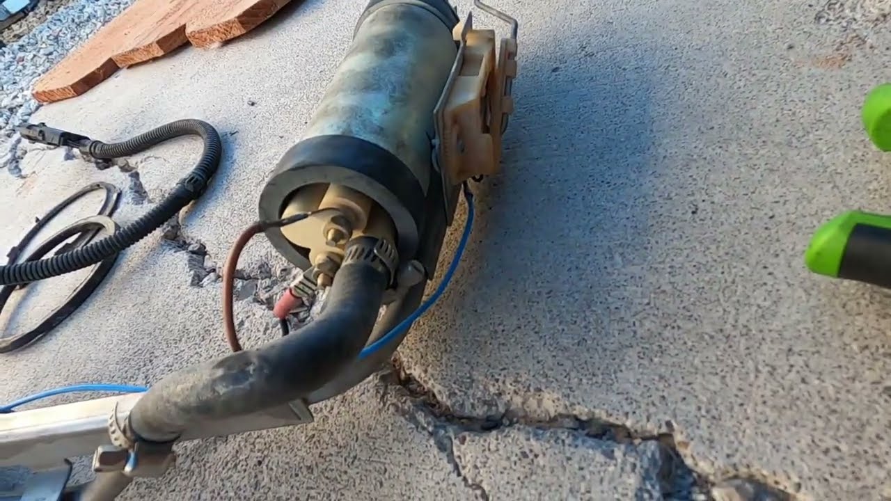 Replacing the fuel pump on  my Jeep Comanche