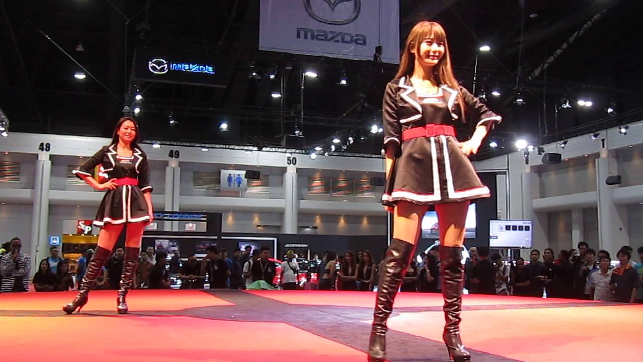 Fashion Show by A-class Thai, A-class Japan, FHM Girls Next Door