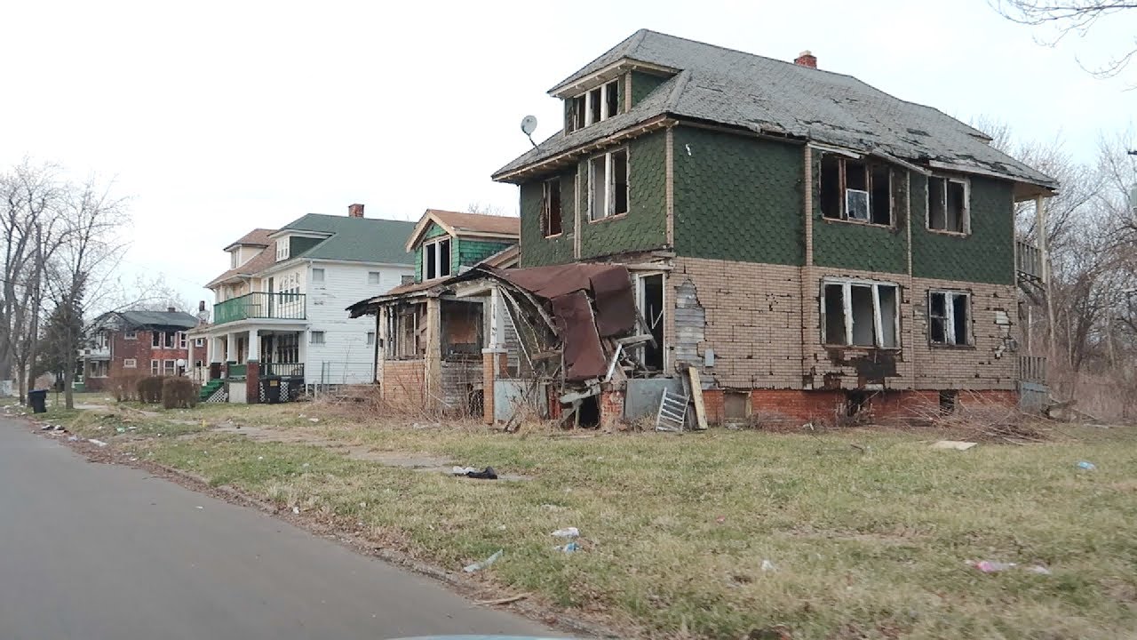 Detroit's War Torn East Side Streets