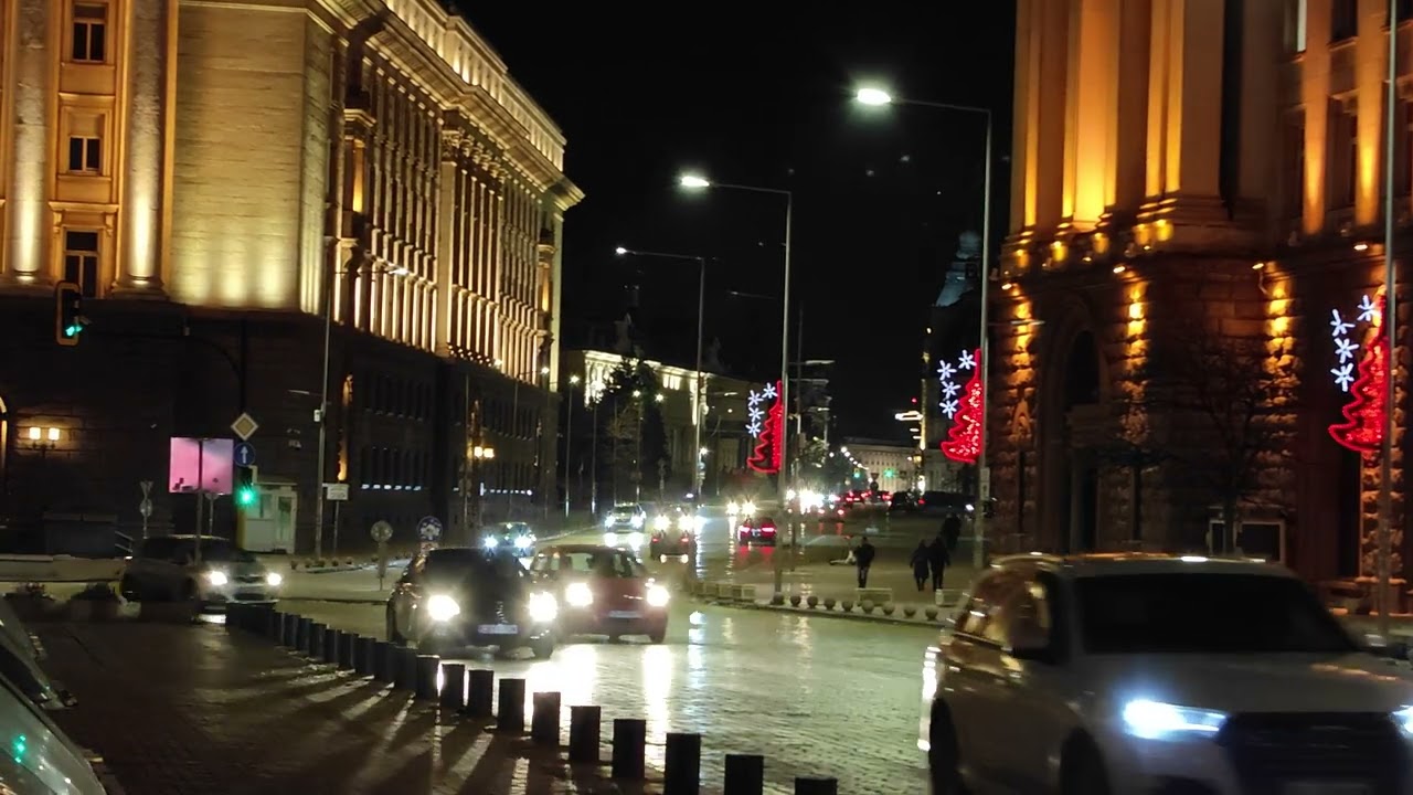 4K 2160p 30fps (telephoto camera, 3x) - OnePlus 12 low-light video sample