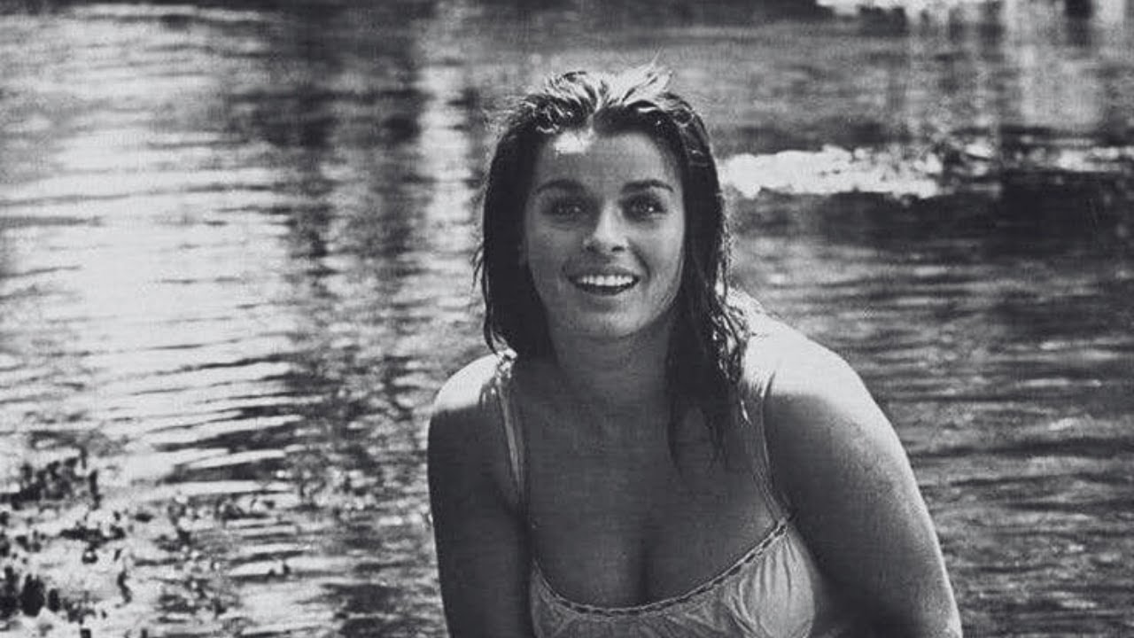 You've Never Seen Old Hollywood Like This: Rare Vintage Photos from the 1920s–60s