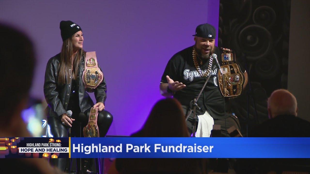 Billy Corgan, pro wrestlers host fundraiser for Highland Park parade shooting victims