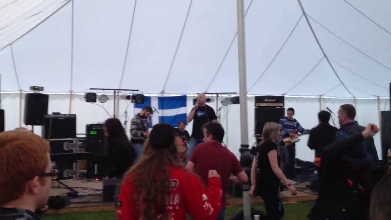 Led Zetland, 'Heartbreaker' at The Simmer Dim Rally 2013