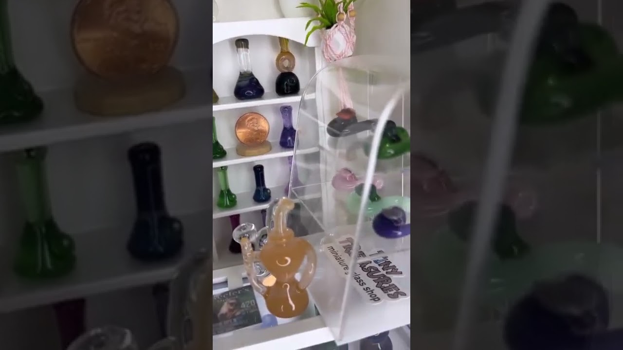 World&rsquo;s Smallest Real Glass Shop #coralstinyworld #shorts #mini #dollhouse