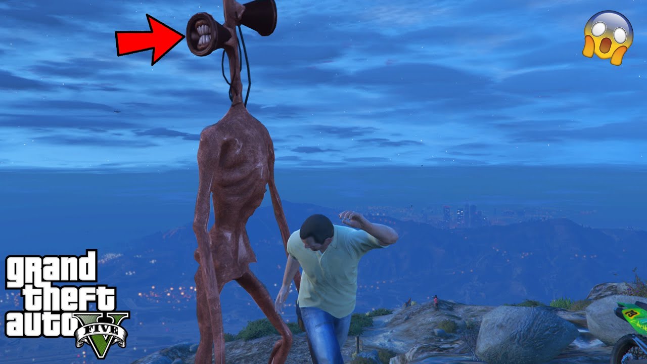 GTA 5 - I Found SIREN HEAD (scary easter egg)