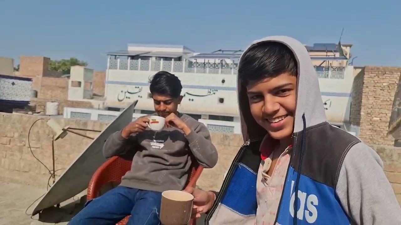 Our Tea Party 🫠 || Chai Bnate Hue Mama Jalte Jalte Bachi 😧 || @Salmanmalikvlogs5 