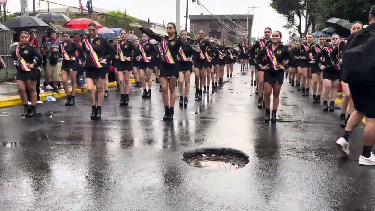 Paso de salida Banda Independiente La Revolución 15/09/25