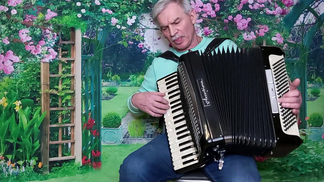 Wczoraj Była Niedziela  +  Śpiew 🤣