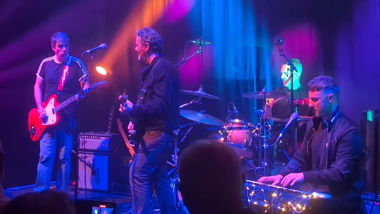 The Supernaturals - Smile (live)
