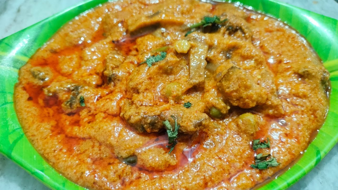 Dabha style Matar mushroom masala Recipe 