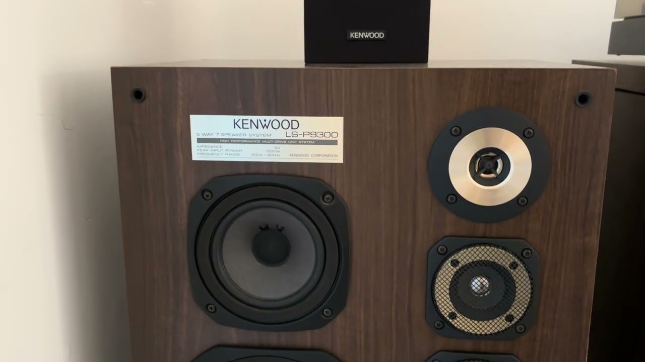 KENWOOD SPECTRUM 1993 con otro modelo de amplificador 