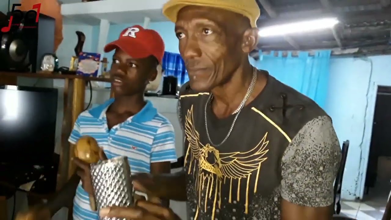 S&iacute;ncopa Uno junto Kai Lyons y El Mantecao de Cuba