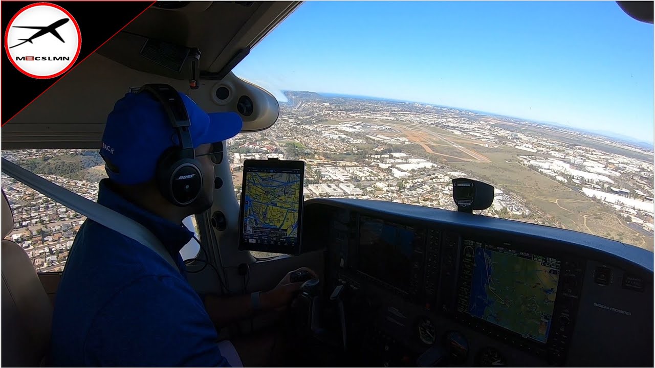 VFR to San Diego | Montgomery-Gibbs KMYF | Cessna 172 G1000