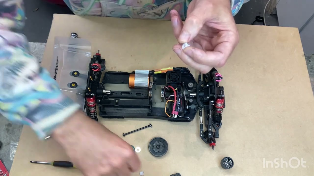 How to easily fit a centre diff to your WLtoys 104001