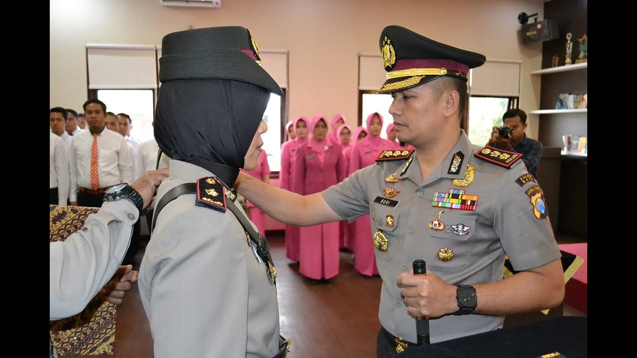 Kapolres Batu Pimpin Sertijab Wakapolres dan Kabag Ops