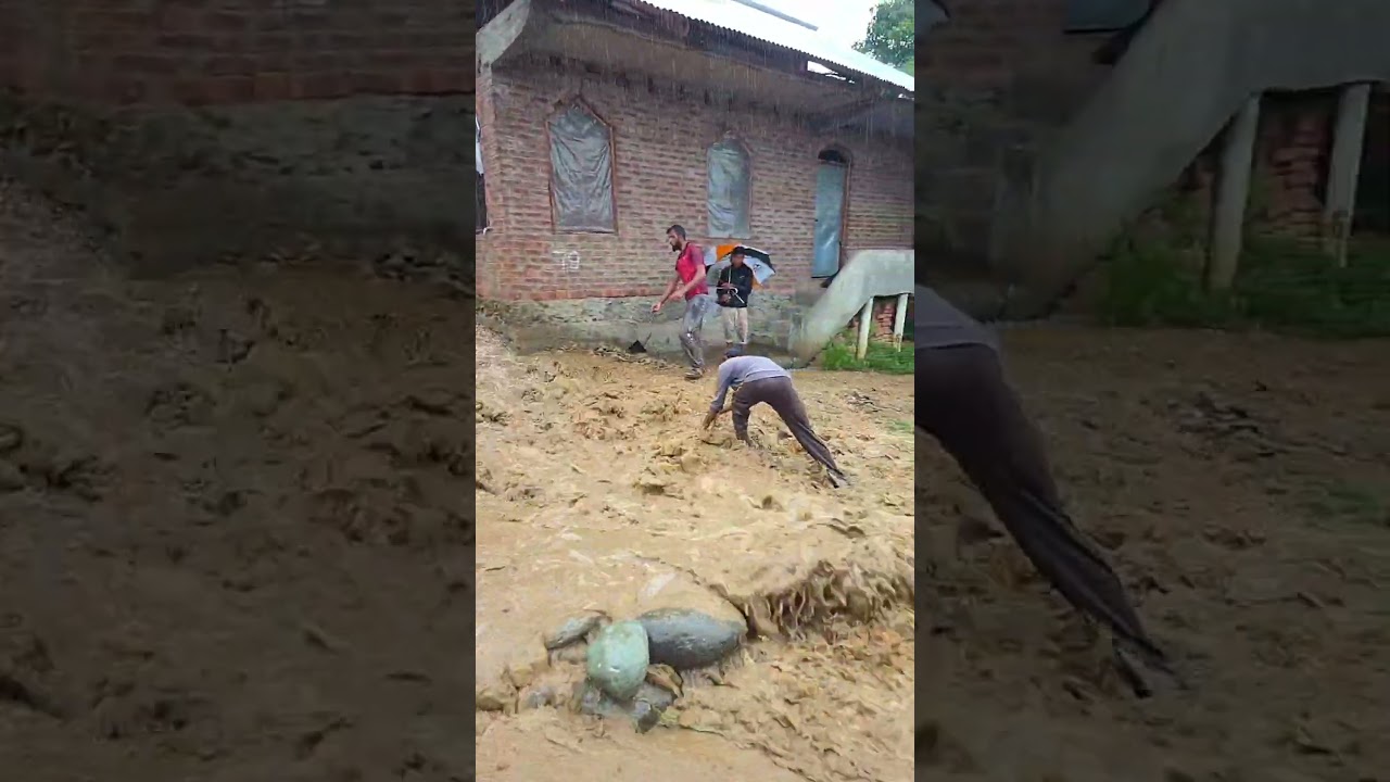 Massive Cloud Burst Hits Shopian Badrhama Village.