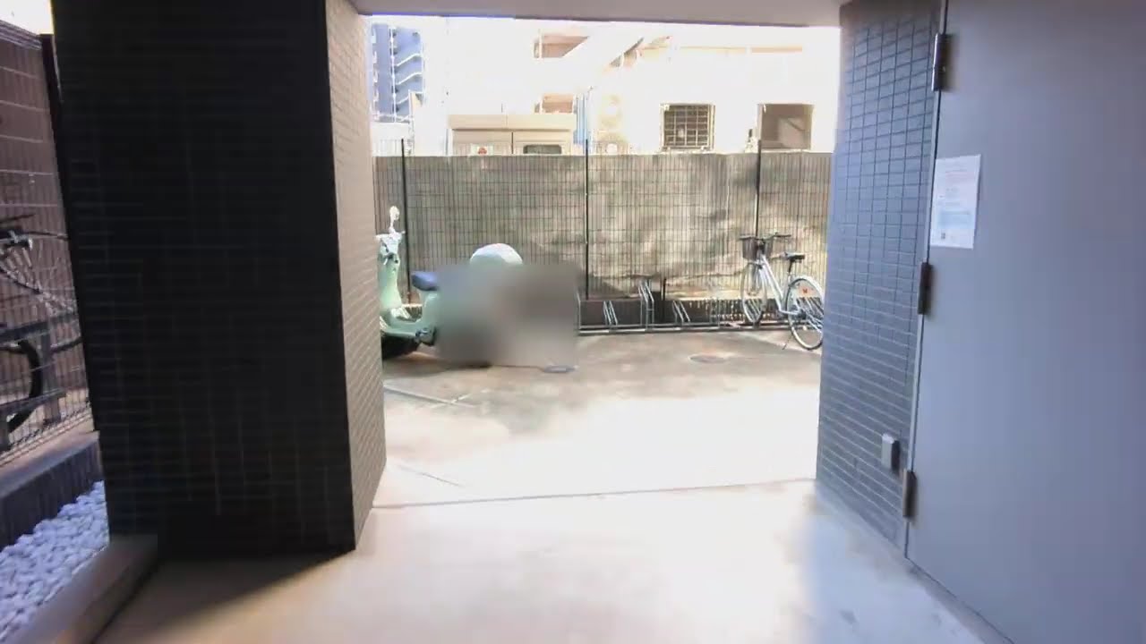横浜市中区長者町9丁目バイク駐車場