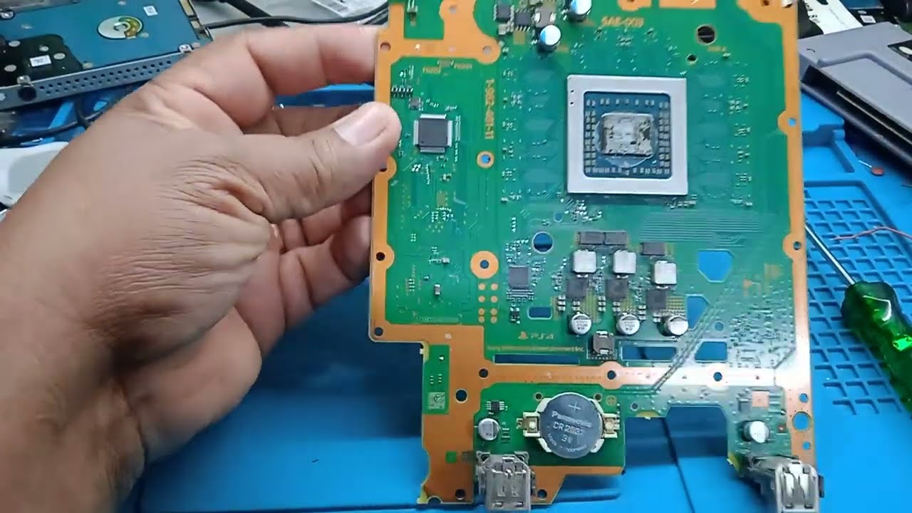 PLAYSTATION 4 QUAL PASTA TÉRMICA USAR? COM POLÊMICAS!