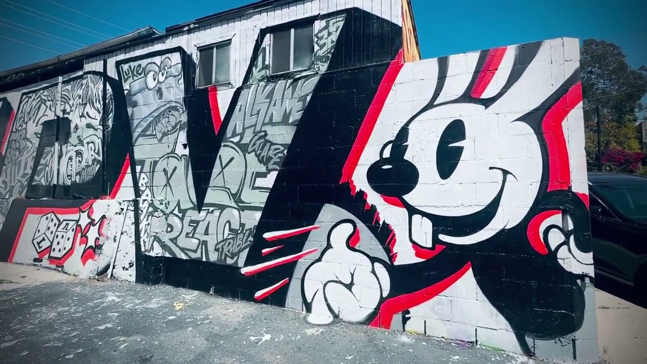 EMSSTREETART 128 : SUNSET BLVD AND WATERLOO ST, LOS ANGELES