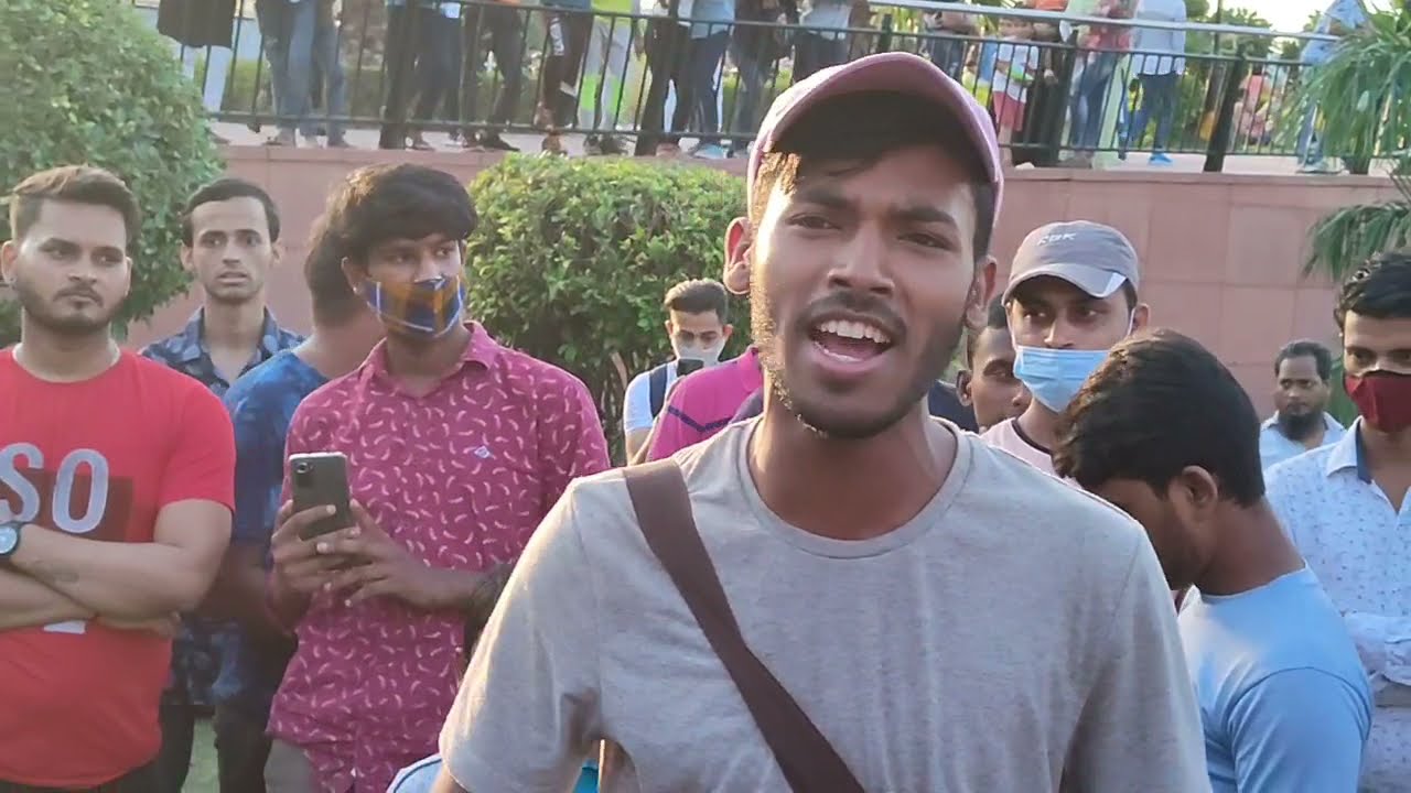 Street Singing Connaught place Delhi |  | Amarjeet Jaikar 'Arjun 'Ritik street singer delhi