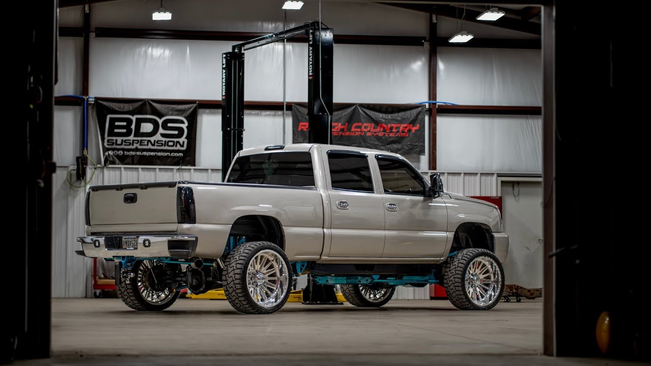 Overview of our custom built air system for this 2005 2500HD