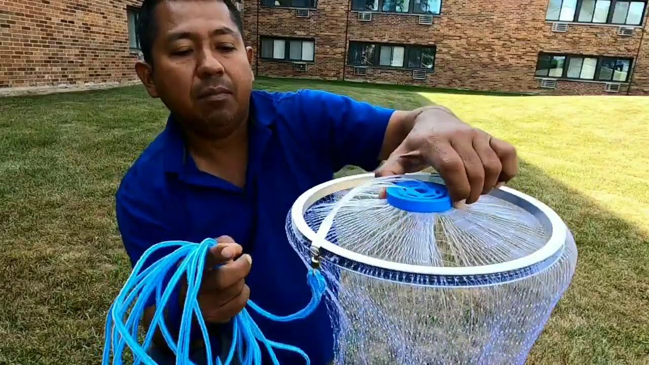 Como tirar una atarraya americana para pescar,muy fácil y sencillo sin mojarse la ropa