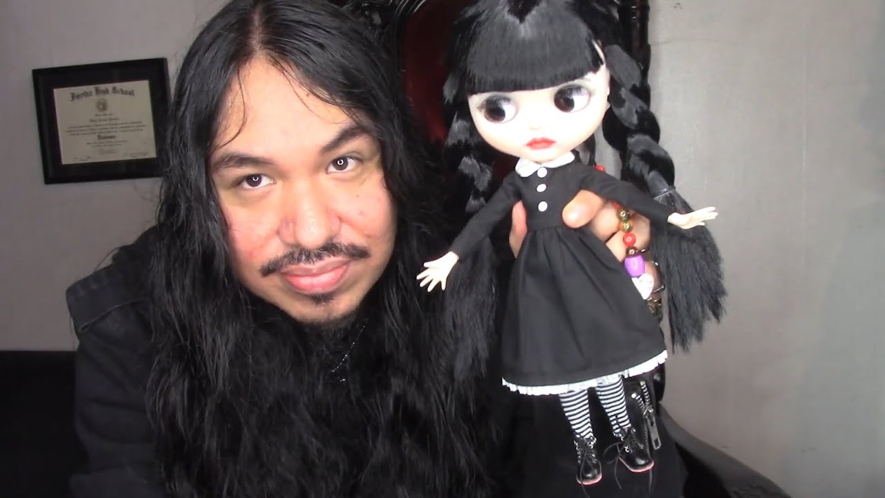 Wednesday Sleepy Eyes Custom Blythe Doll a Christmas Eve Unboxing