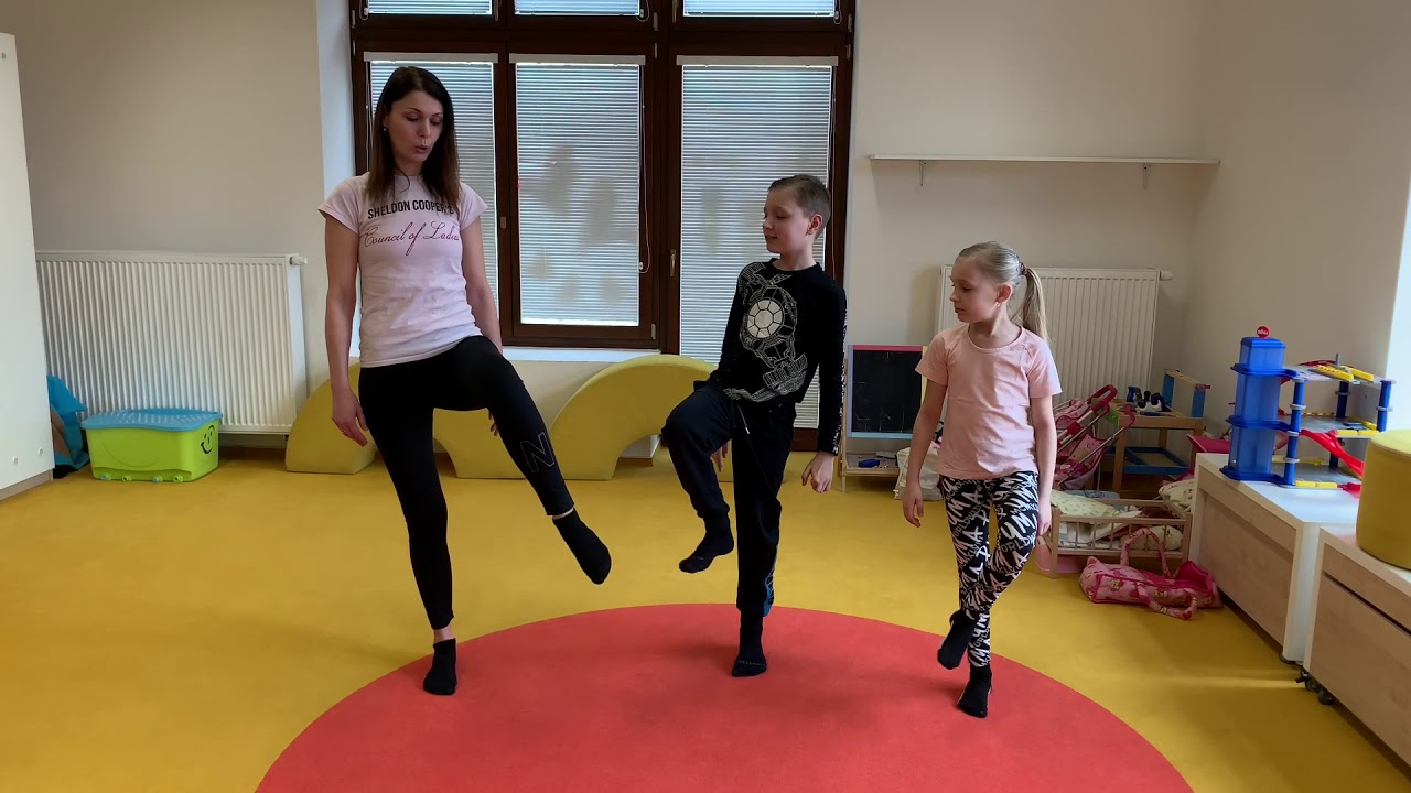 MŠ Vodochody - Rozcvička - dolní část těla (2. díl)