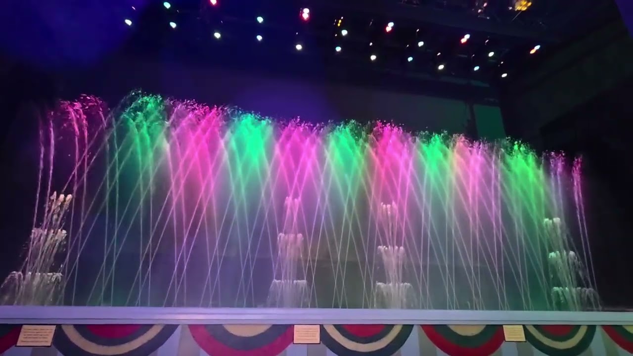 It&rsquo;s very beautiful Illuminated Fountain Show  - Incredible Water show - World Of Colors #Water