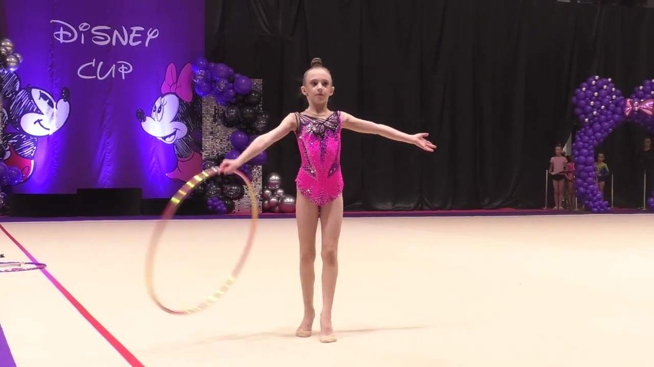 Шиманська Крістіна 2017 - обруч
