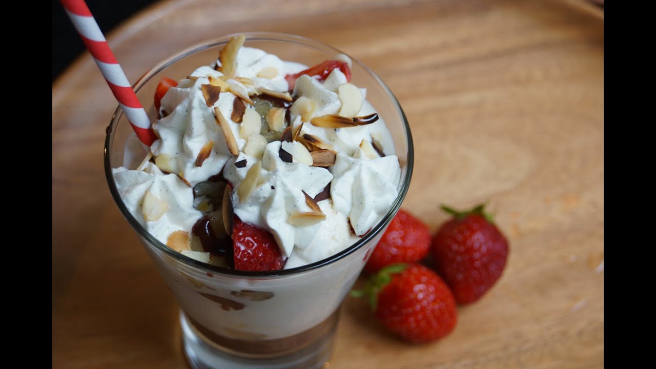 Banana split gourmand en verrine