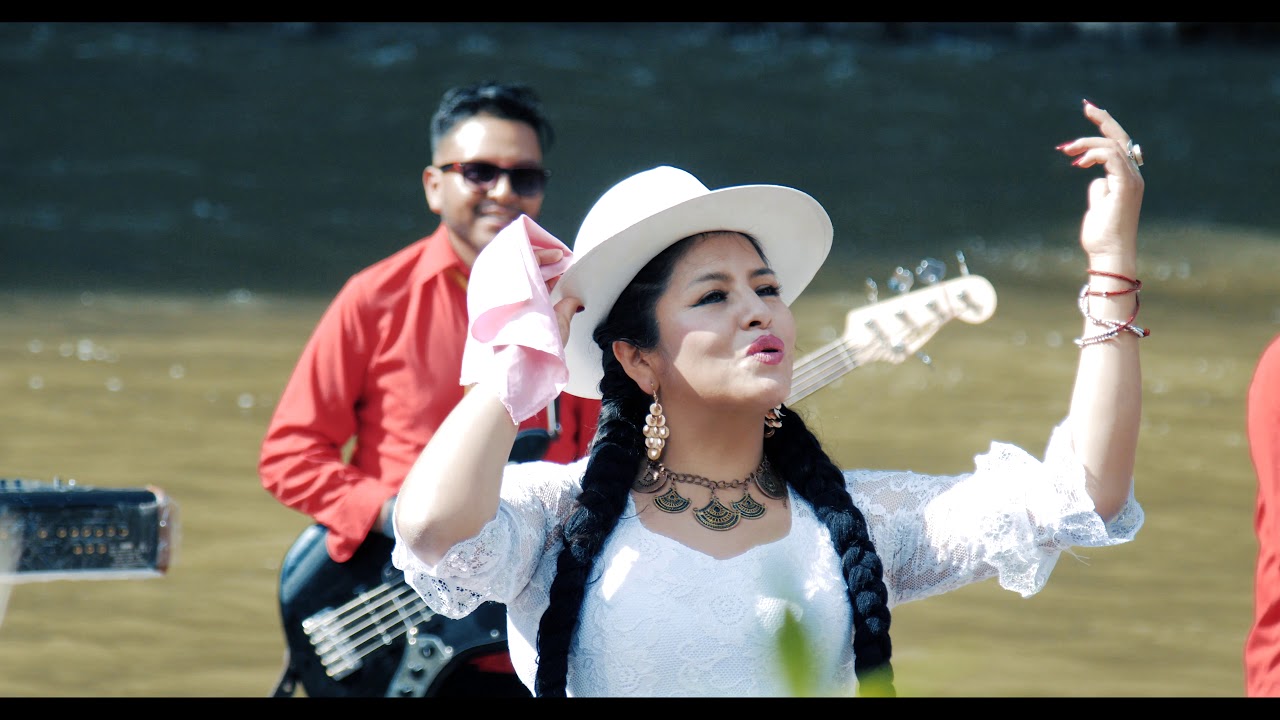 LAURITA DEL PERU Y LOS PUMA DE SAN JERONIMO MIX CAMPESINOS VIDEO 4K 2019-2020