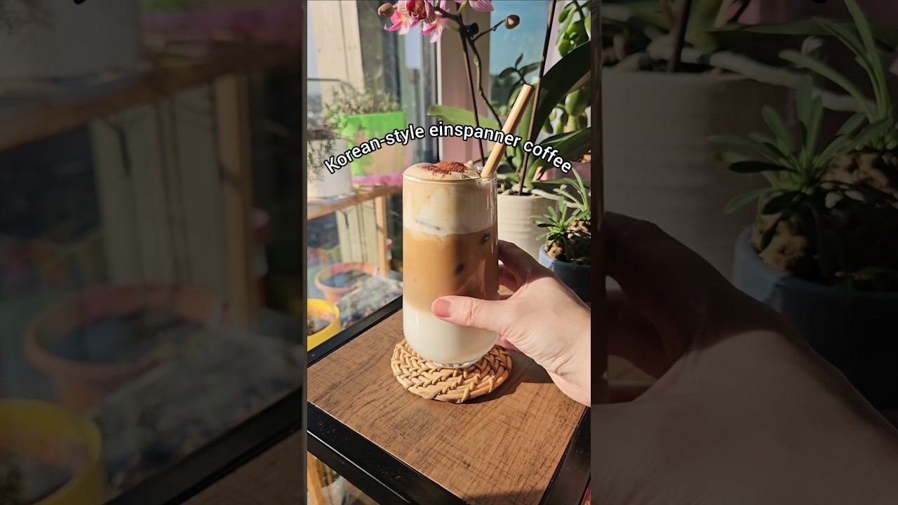 How To Make A Korean-Style Einspanner Coffee