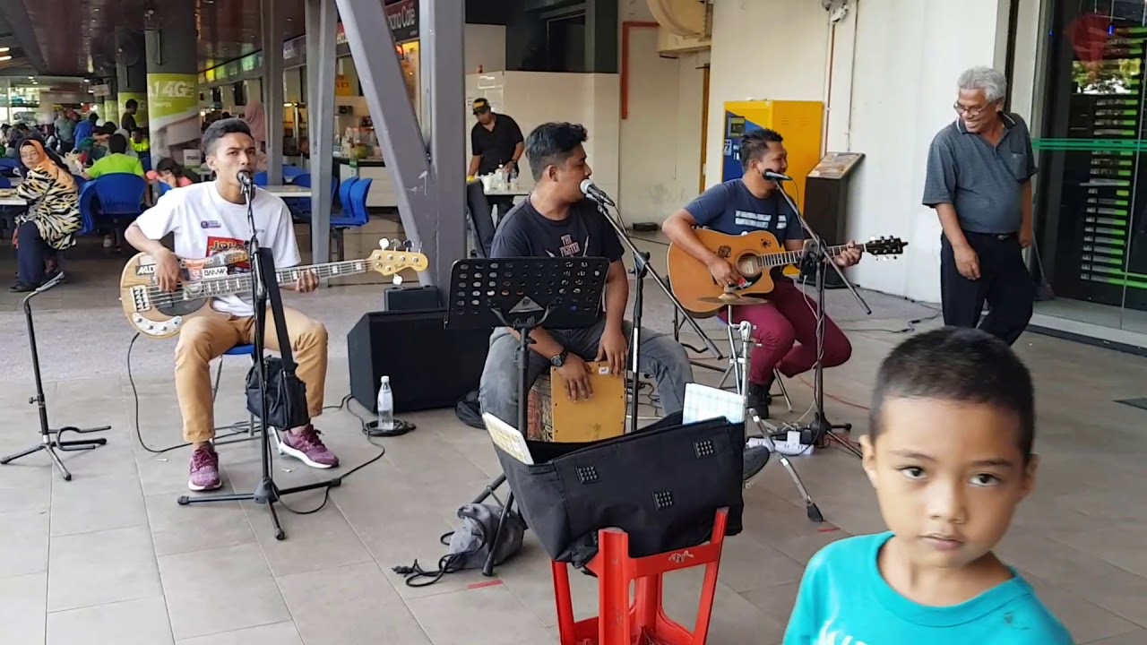 Rapuh - Nastia ( Cover by One Avenue Buskers)