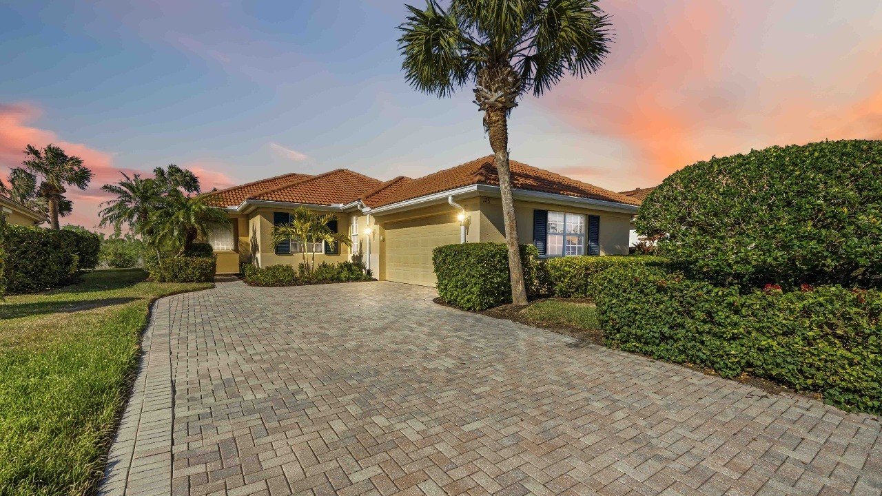 126 TREVISO CT, North Venice, FL 34275