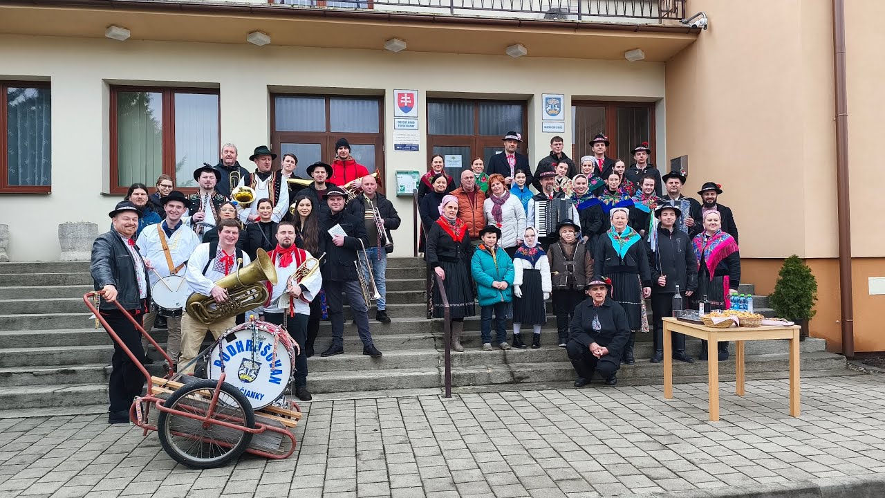 Fašiangový sprievod v Topolčiankach 14.2.2026