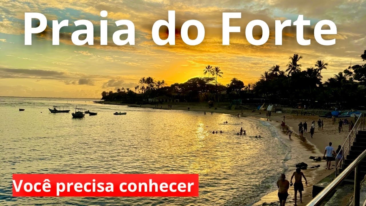 Como é a noite na vila mais charmosa do litoral Norte da Bahia