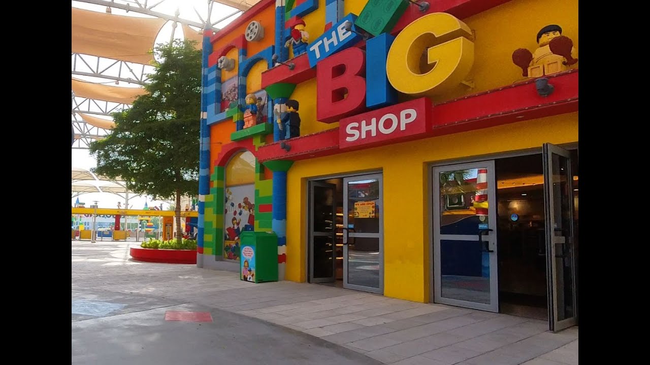 [4K] Insta360 GO3S The Big Shop at Legoland Dubai Theme park