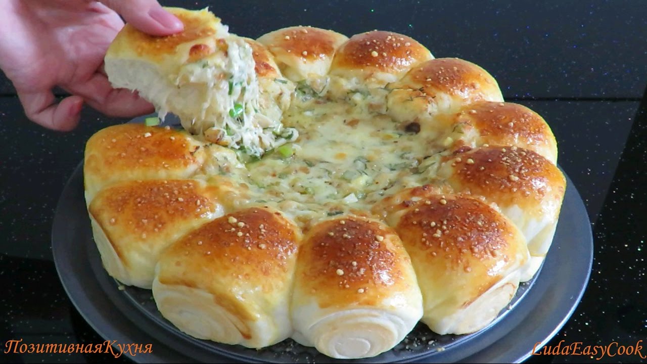 БУЛОЧКИ РОЛЛЫ с СЫРНЫМ ДИП соусом с грибами - Dinner buns with cheese dipping sauce